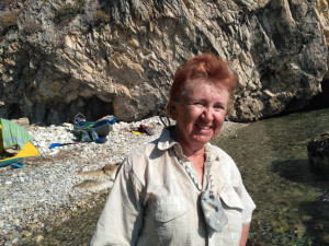 Ирина с камнем.